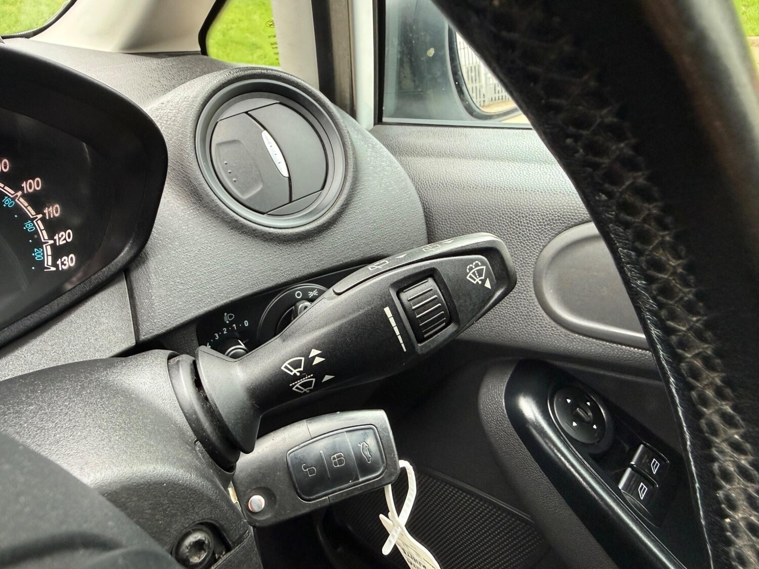 Used Ford Fiesta 2015 for sale - 78100830: Photo 40