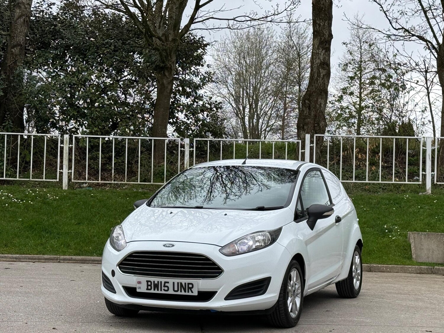 Used Ford Fiesta 2015 for sale - 78100830: Photo 9