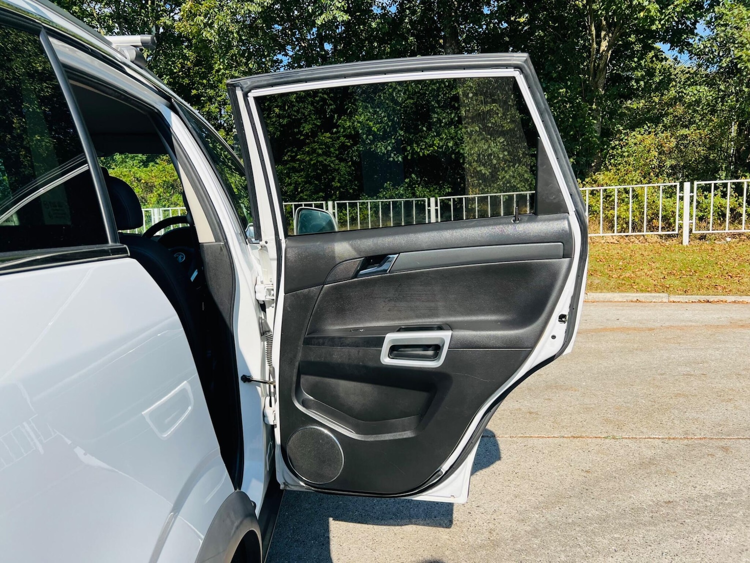 Used Vauxhall Antara 2013 for sale - 77898483: Photo 31