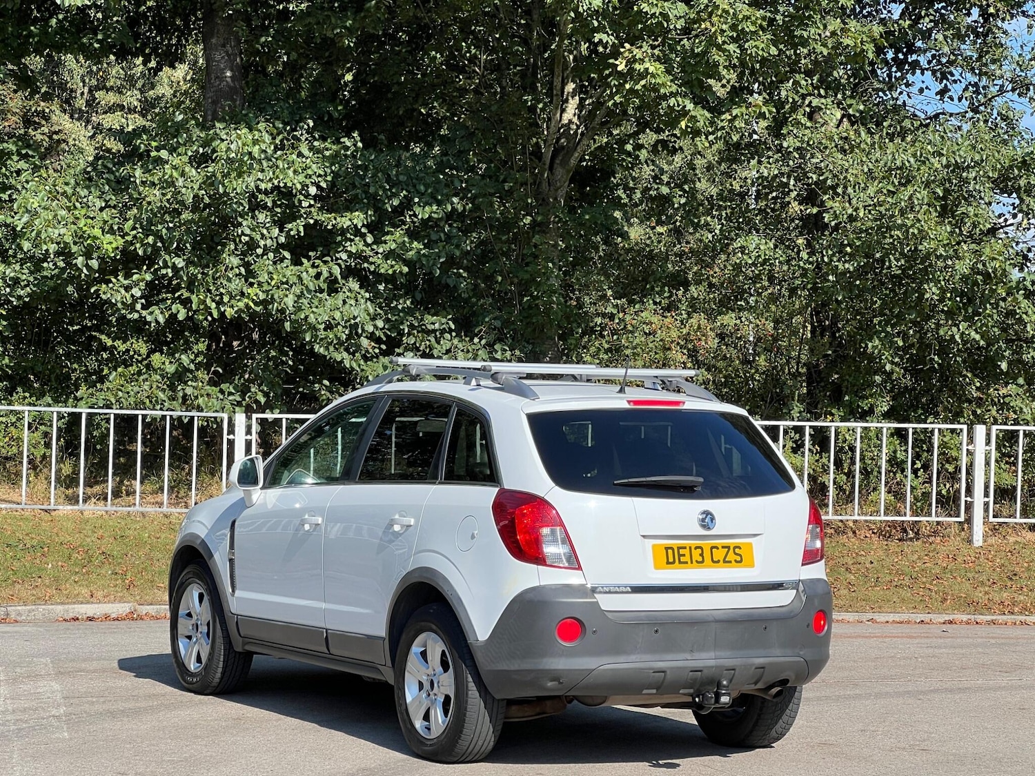 Used Vauxhall Antara 2013 for sale - 77898483: Photo 8
