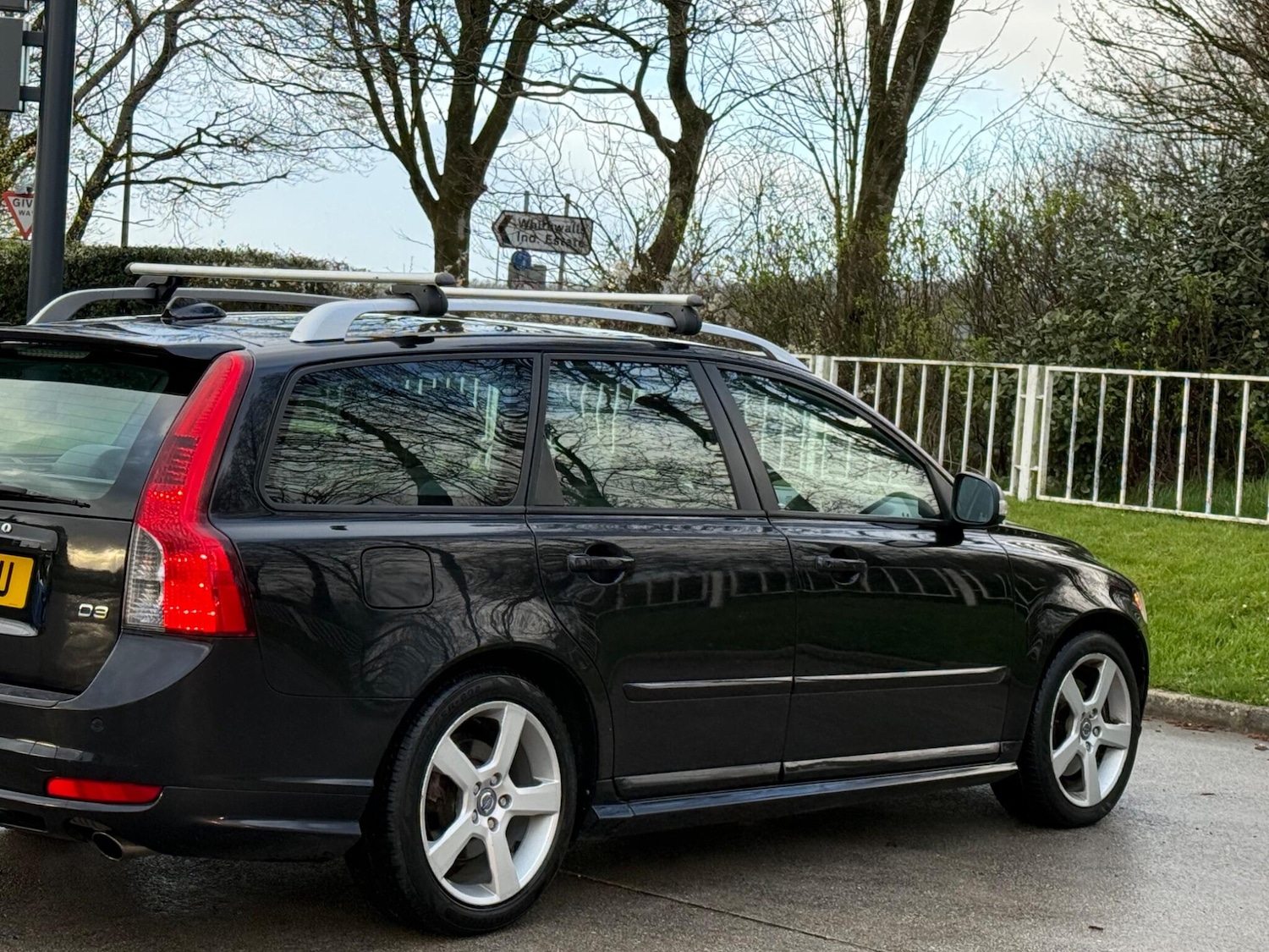 Used Volvo V50 2012 for sale - 78047835: Photo 17