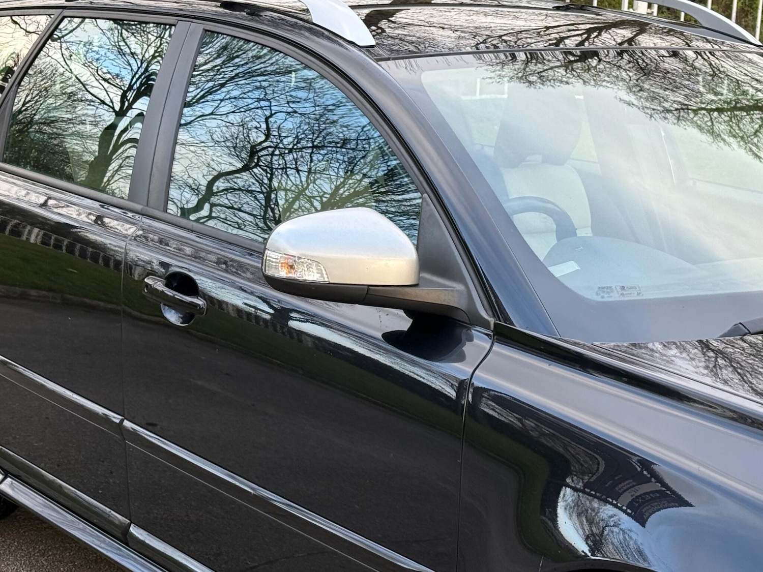 Used Volvo V50 2012 for sale - 78047835: Photo 22