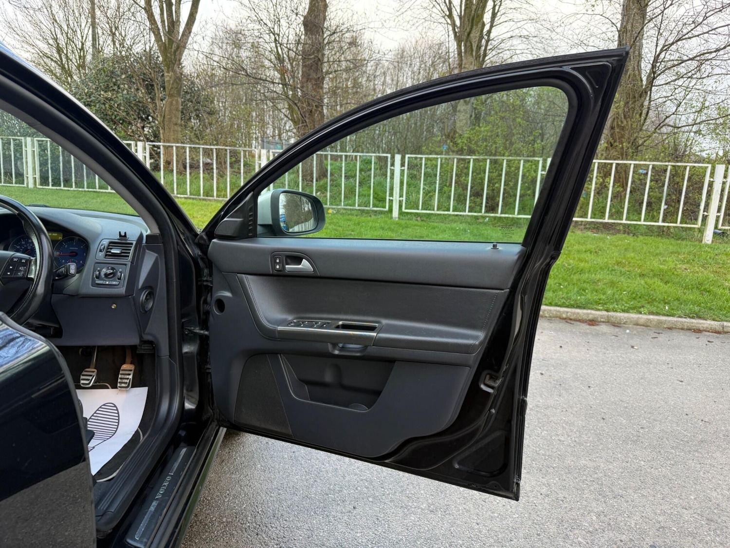 Used Volvo V50 2012 for sale - 78047835: Photo 29