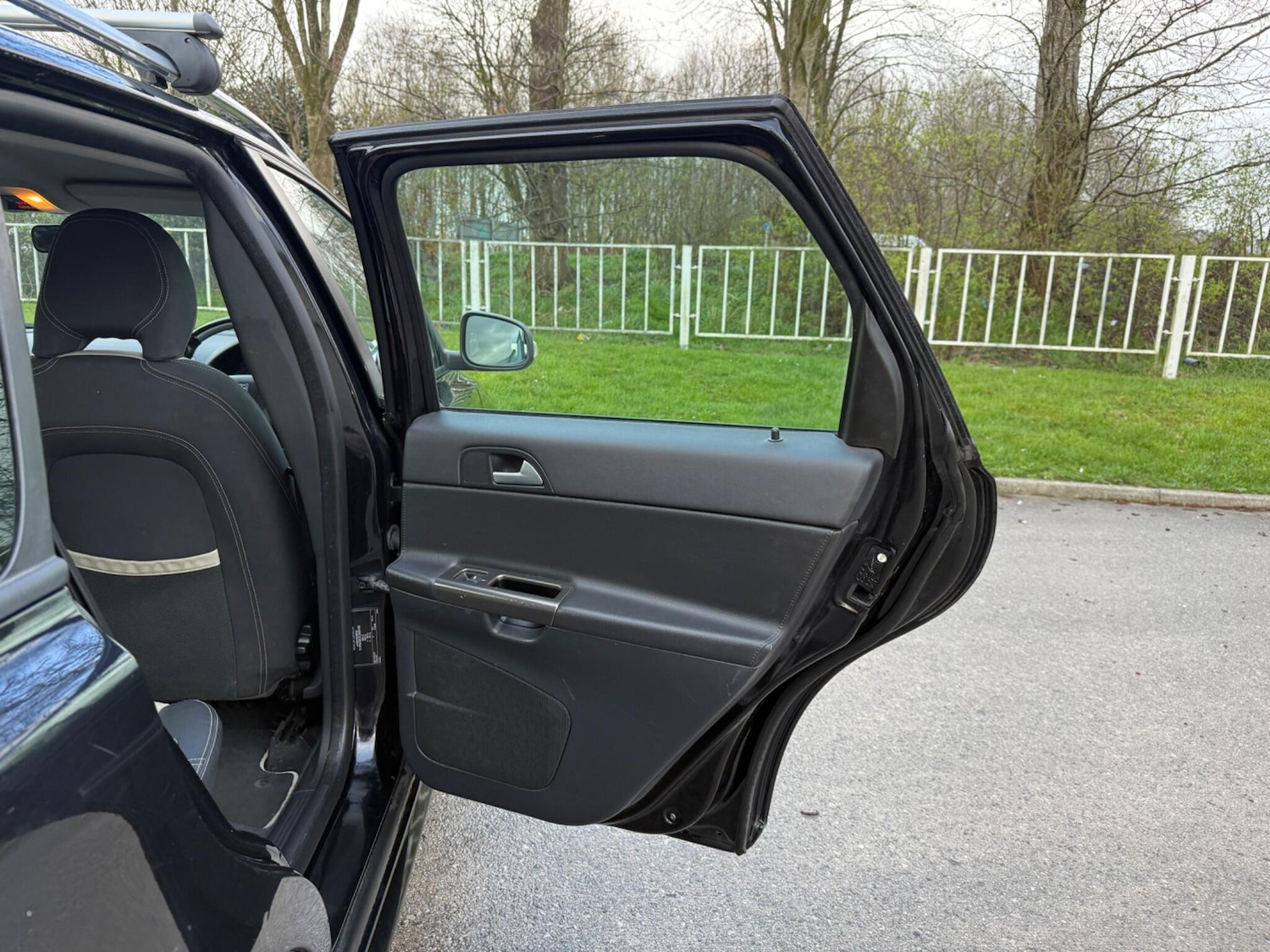 Used Volvo V50 2012 for sale - 78047835: Photo 31