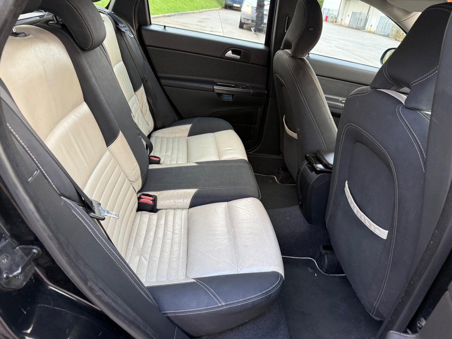 Used Volvo V50 2012 for sale - 78047835: Photo 34