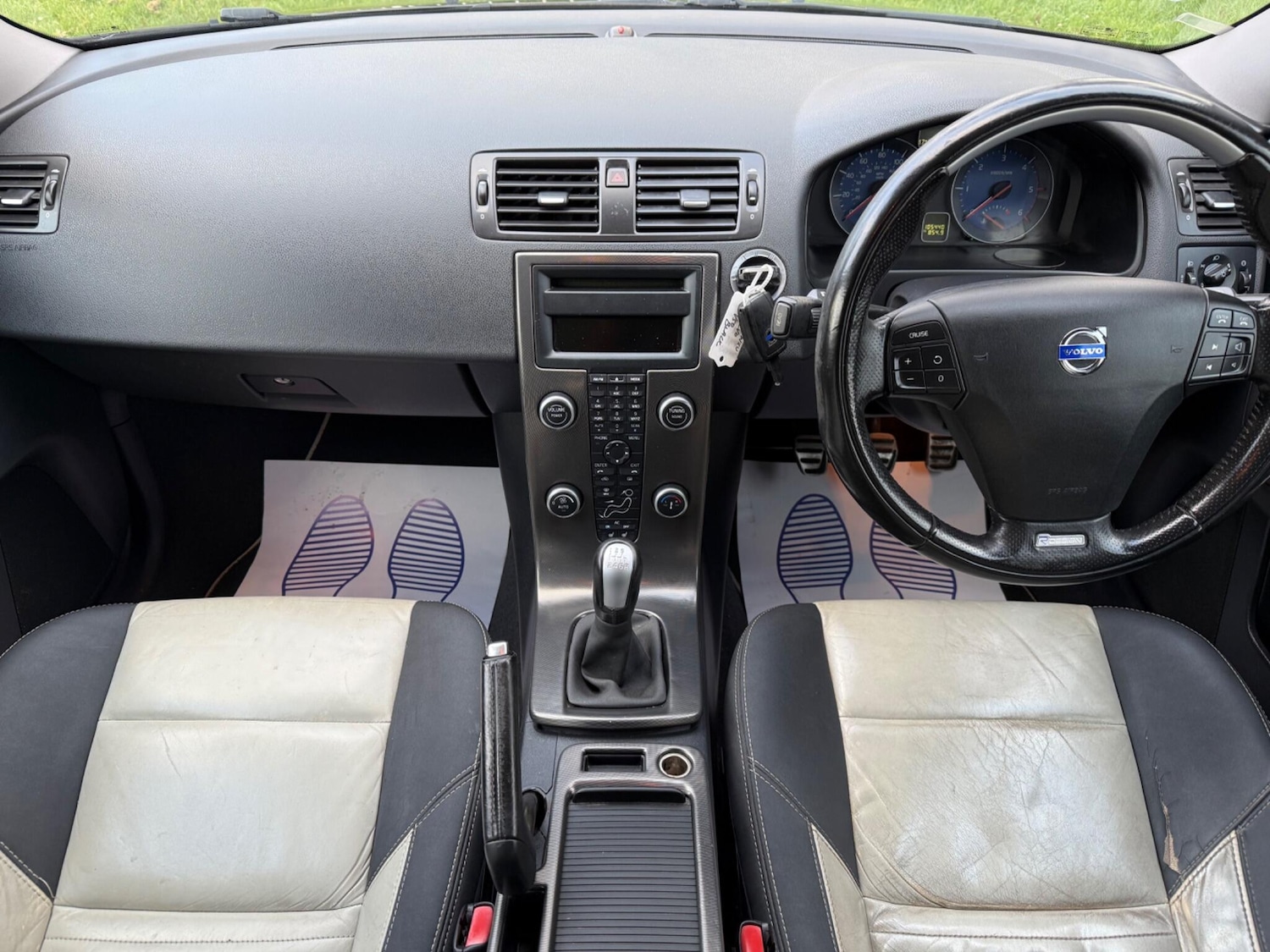 Used Volvo V50 2012 for sale - 78047835: Photo 42