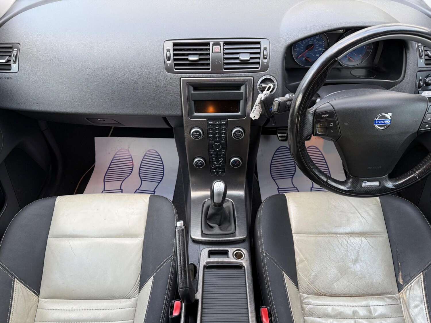 Used Volvo V50 2012 for sale - 78047835: Photo 43