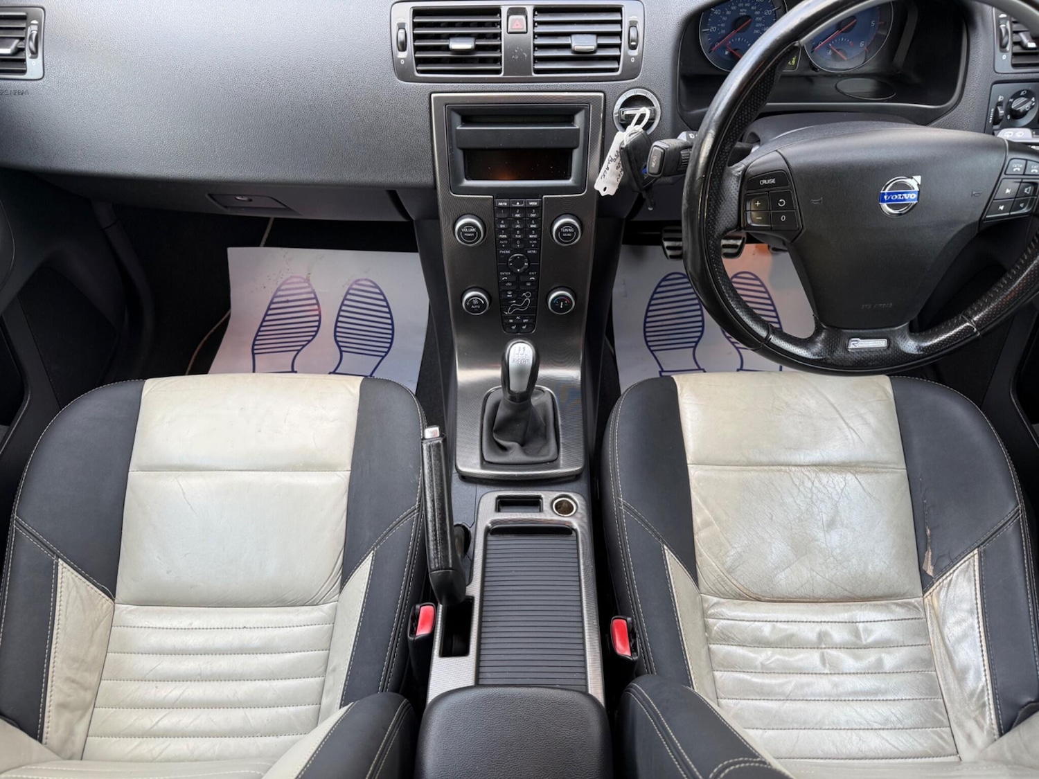 Used Volvo V50 2012 for sale - 78047835: Photo 44