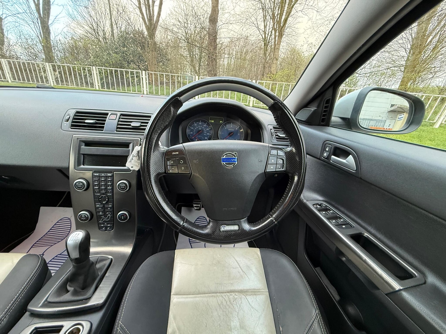 Used Volvo V50 2012 for sale - 78047835: Photo 46