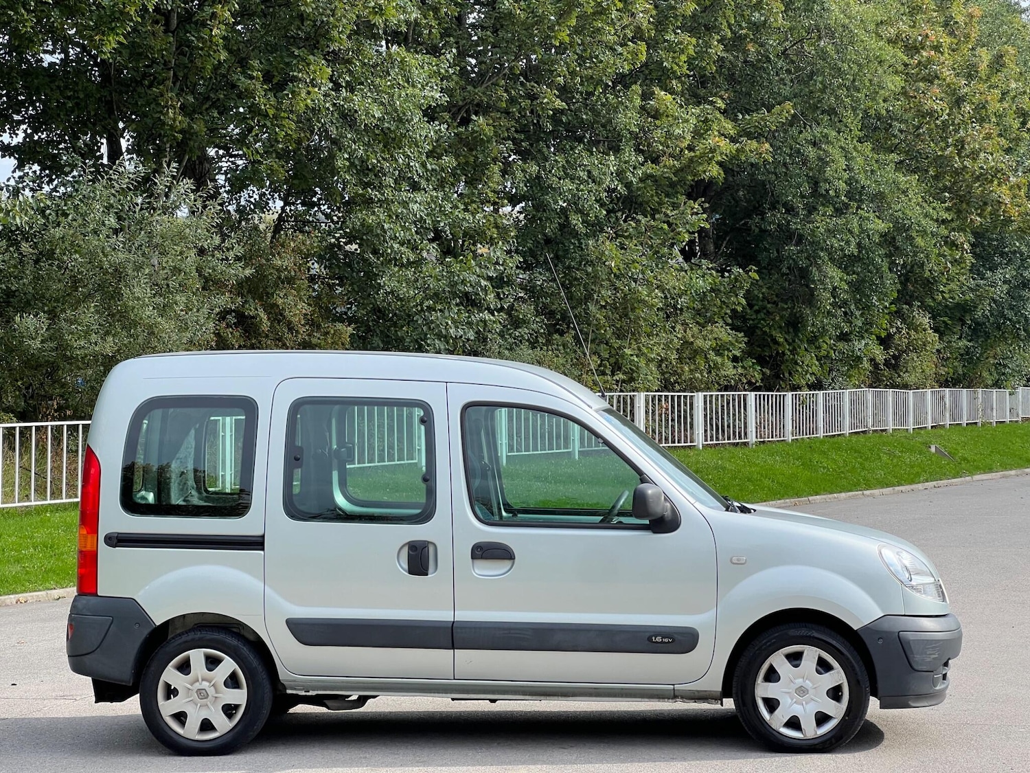 Used Renault Kangoo 2008 for sale - 77455390: Photo 5