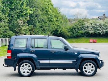 Used Jeep Cherokee 2009 for sale - 78795942: Photo