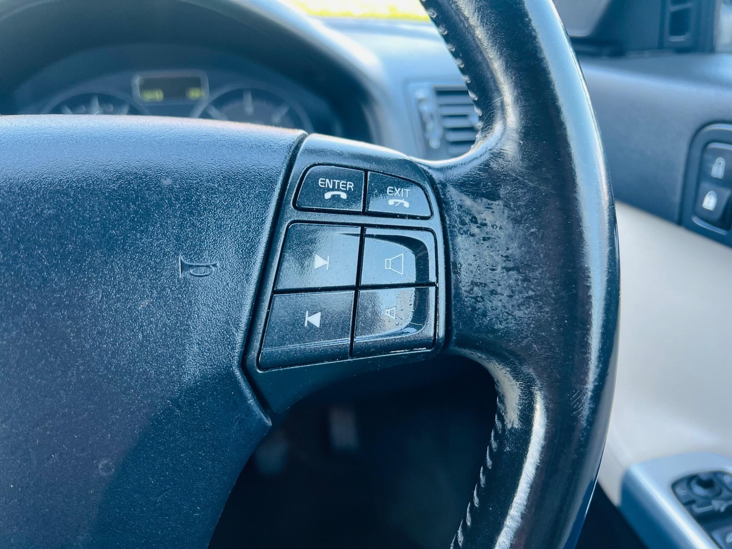 Used Volvo V50 for sale - 77769073: Photo 48