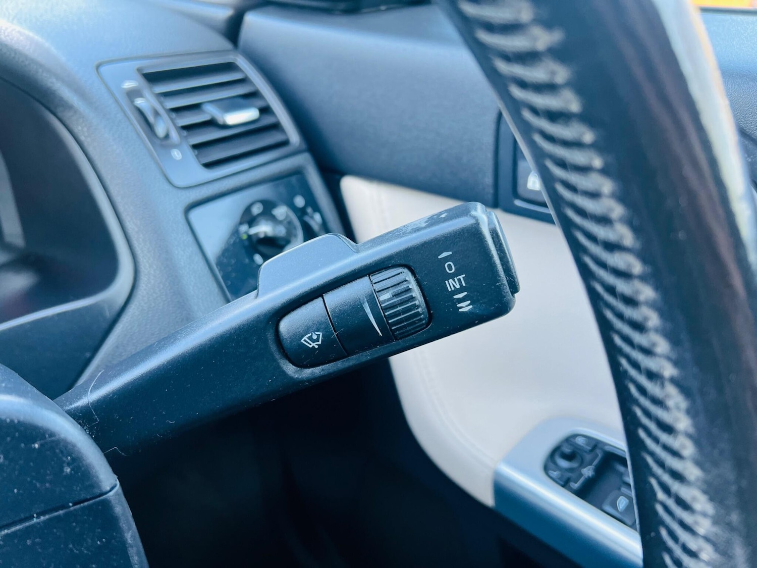 Used Volvo V50 for sale - 77769073: Photo 50