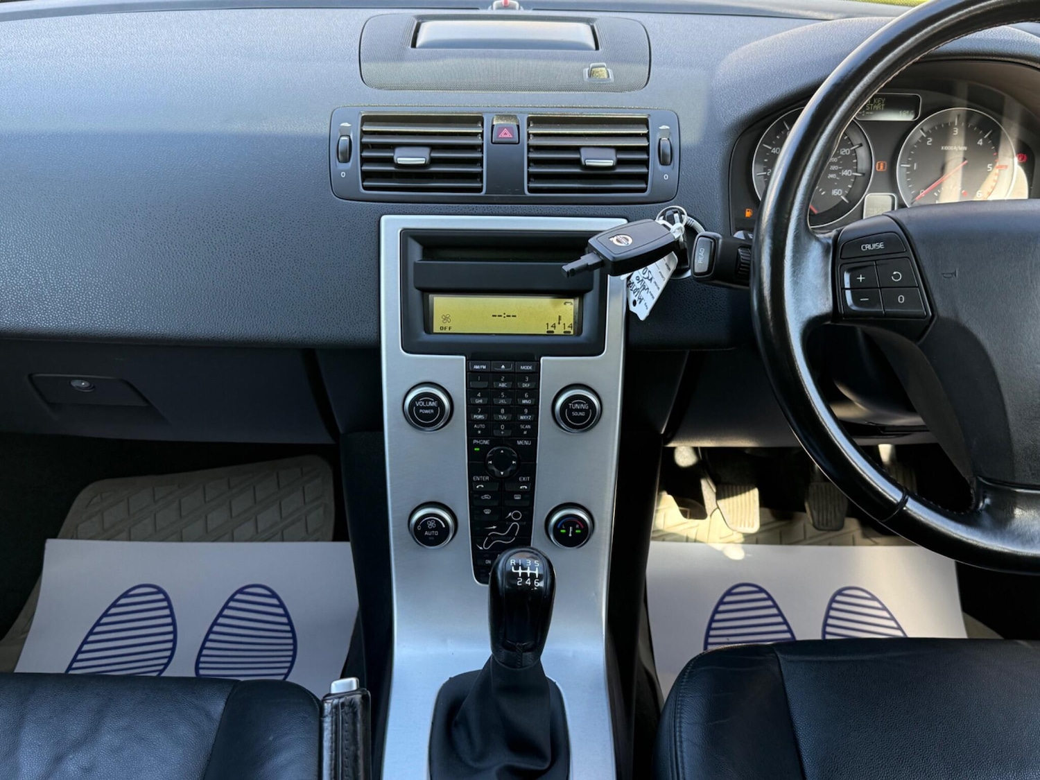 Used Volvo V50 2011 for sale - 78171098: Photo 41