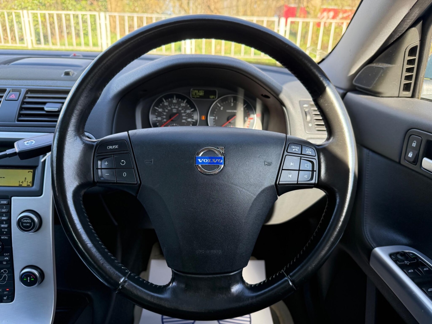 Used Volvo V50 2011 for sale - 78171098: Photo 46