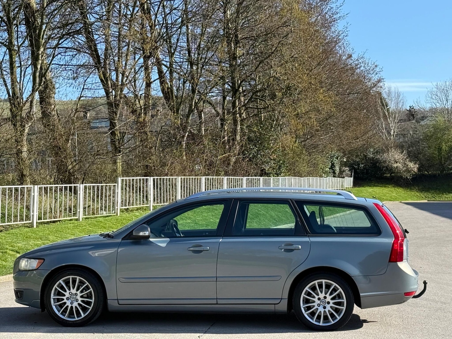 Used Volvo V50 2011 for sale - 78171098: Photo 9