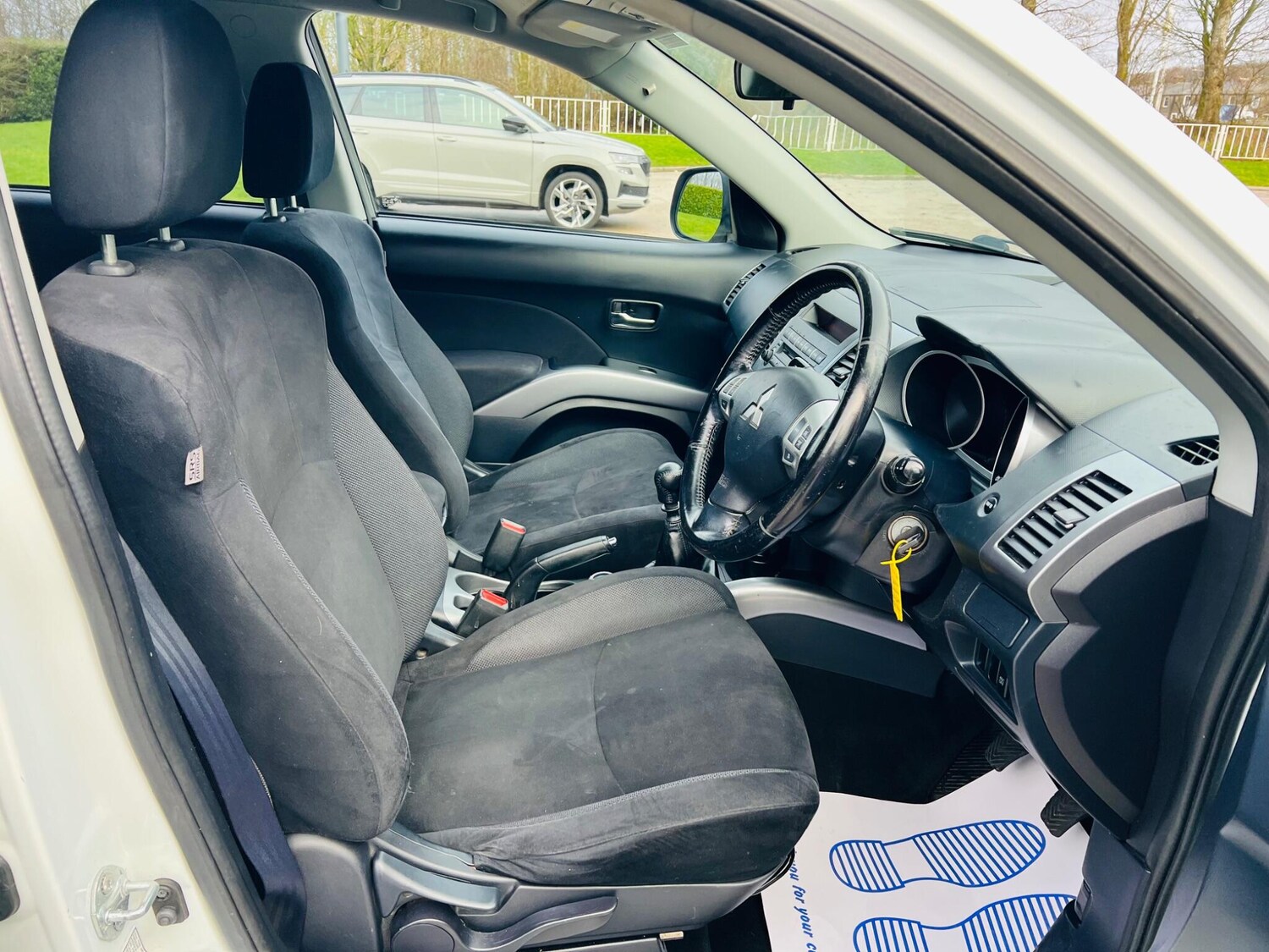 Used Mitsubishi Outlander 2010 for sale - 77454966: Photo 32