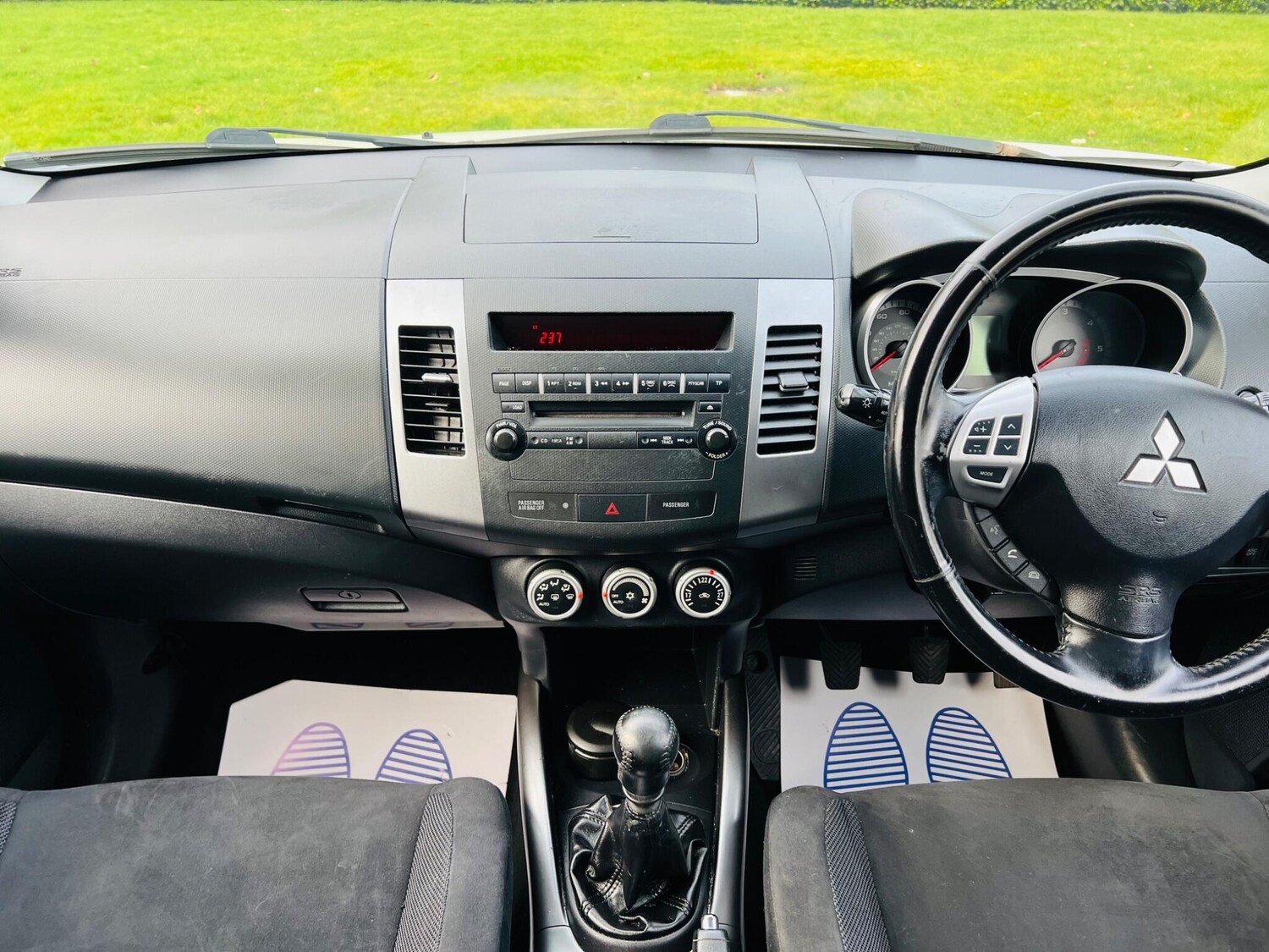 Used Mitsubishi Outlander 2010 for sale - 77454966: Photo 40