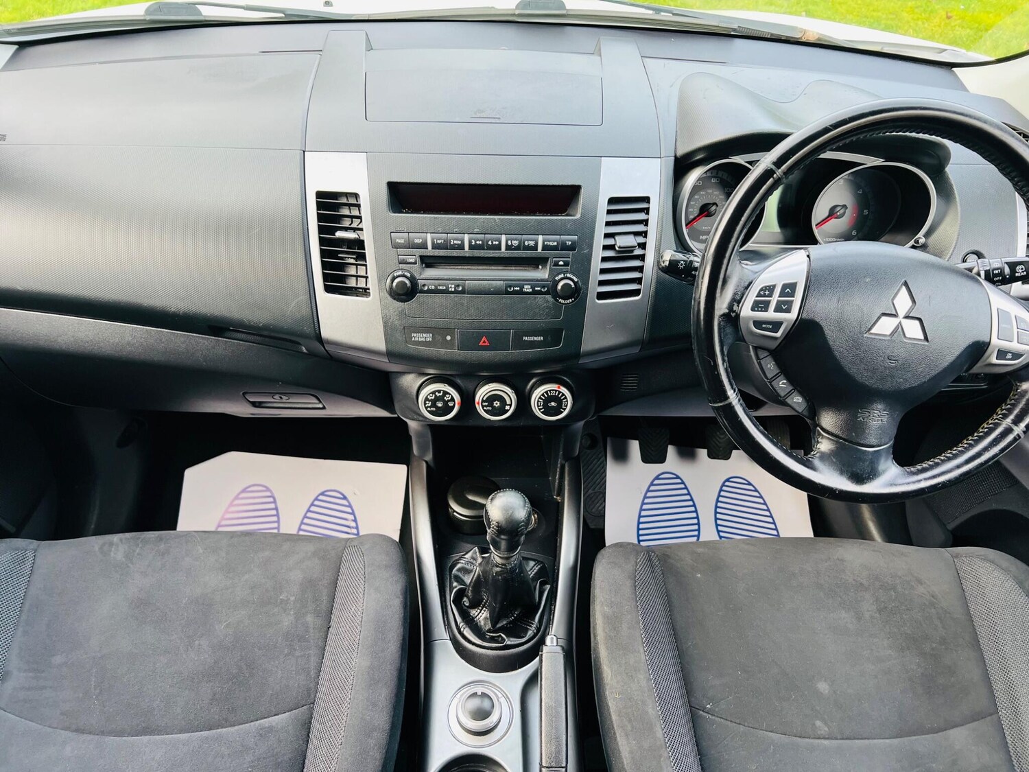 Used Mitsubishi Outlander 2010 for sale - 77454966: Photo 41