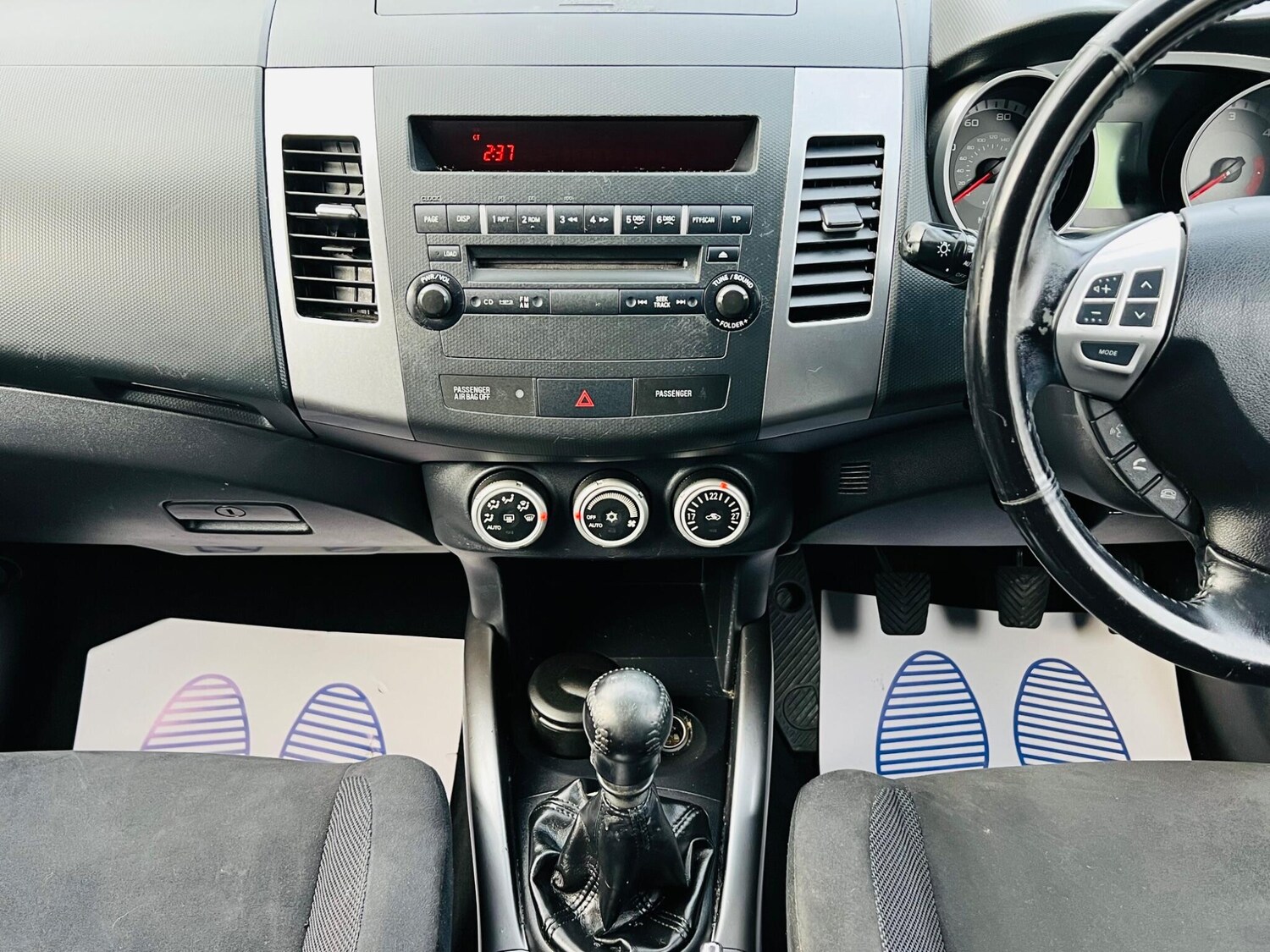 Used Mitsubishi Outlander 2010 for sale - 77454966: Photo 45