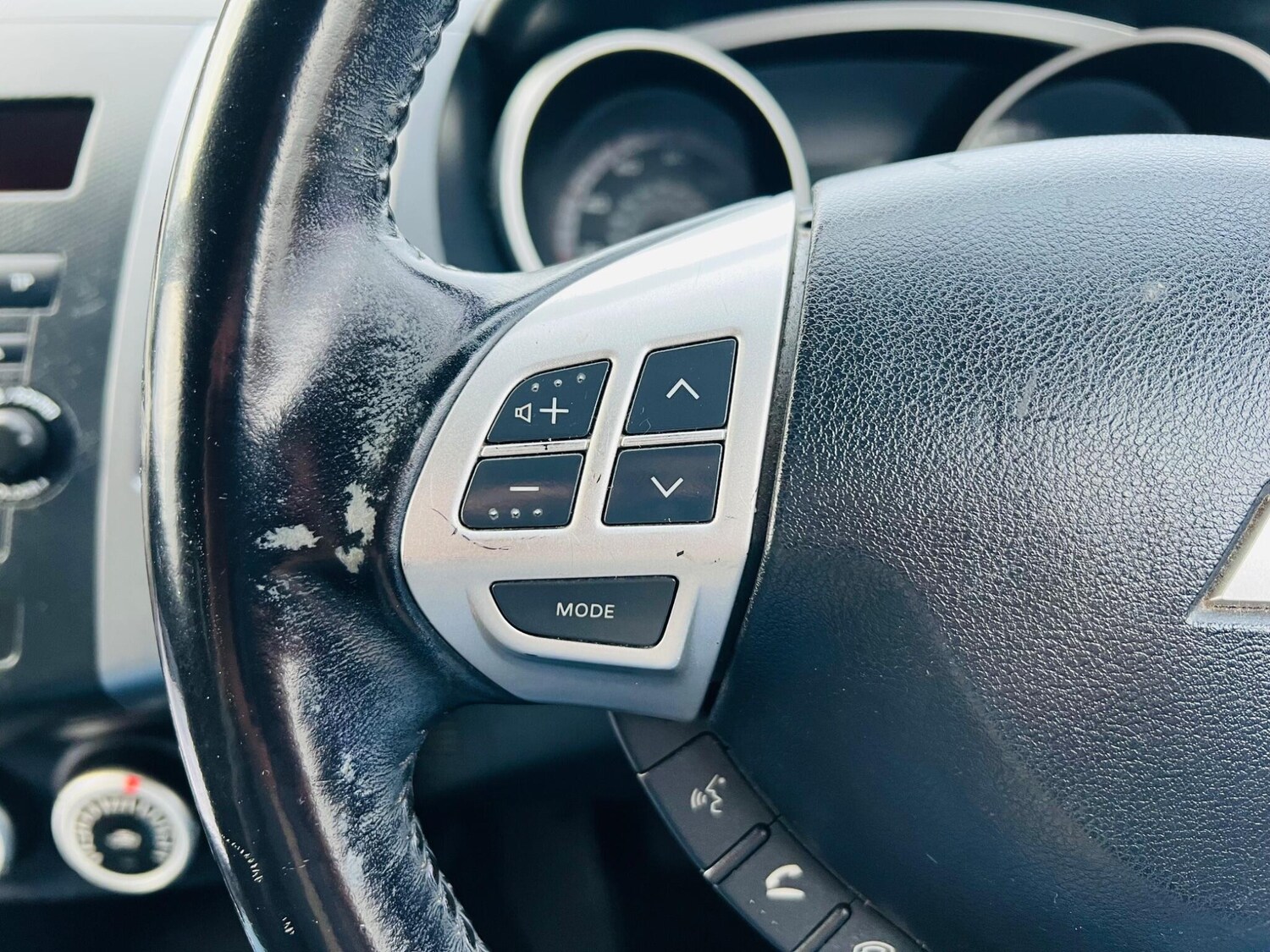 Used Mitsubishi Outlander 2010 for sale - 77454966: Photo 50