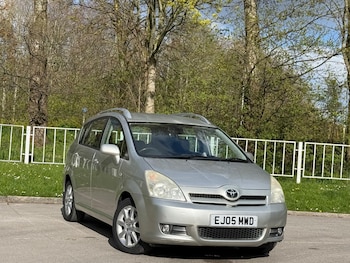 Used Toyota Corolla Verso 2005 for sale - 78261080: Photo