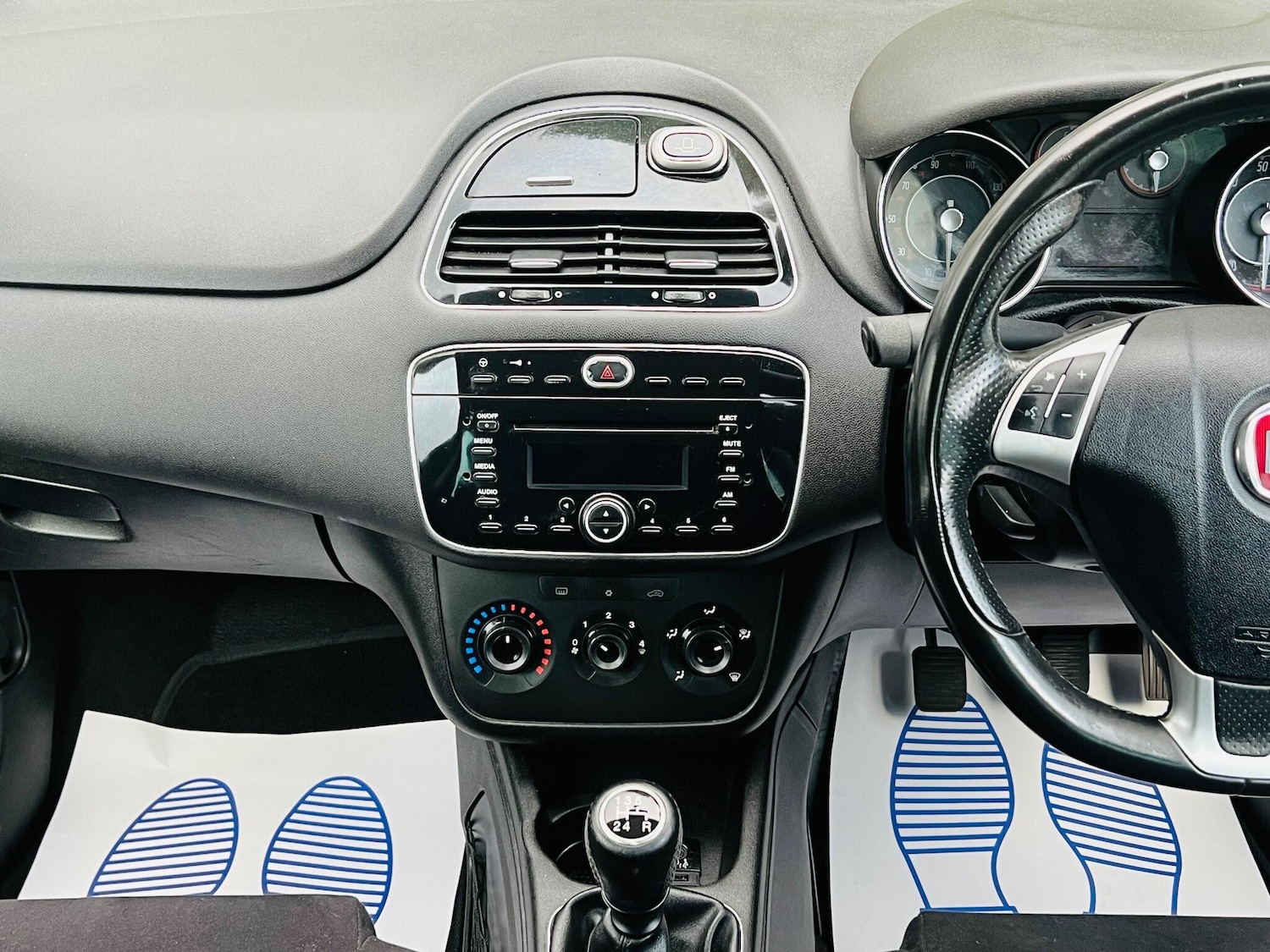 Used Fiat Punto 2014 for sale - 77455926: Photo 44