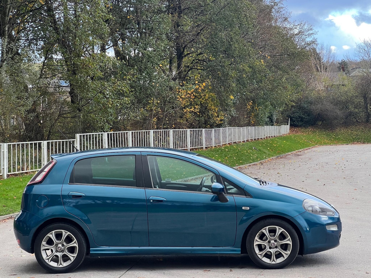 Used Fiat Punto 2014 for sale - 77455926: Photo 5