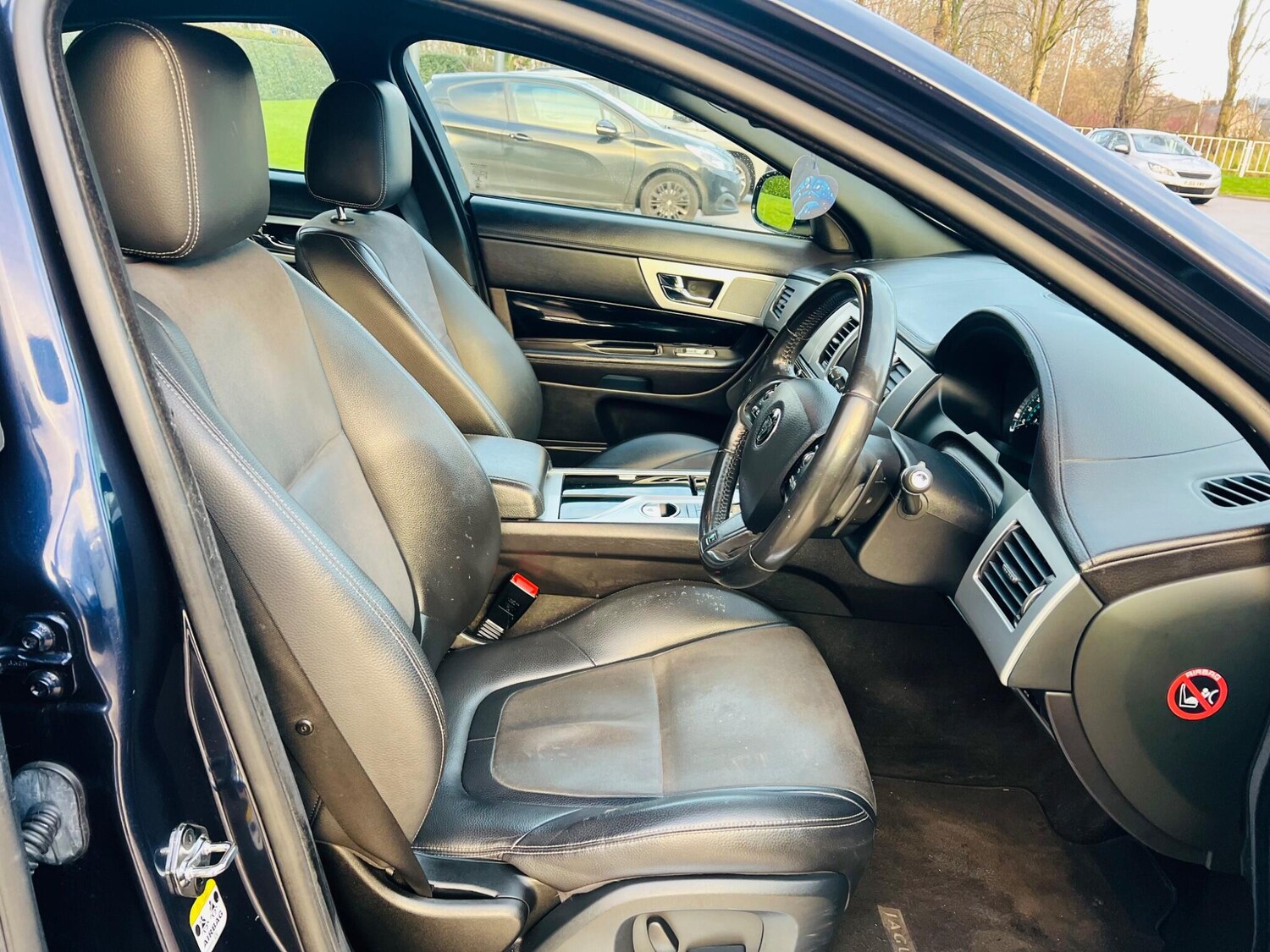 Used Jaguar XF 2014 for sale - 77524444: Photo 29