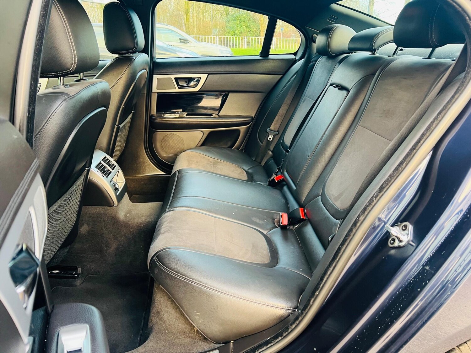 Used Jaguar XF 2014 for sale - 77524444: Photo 32