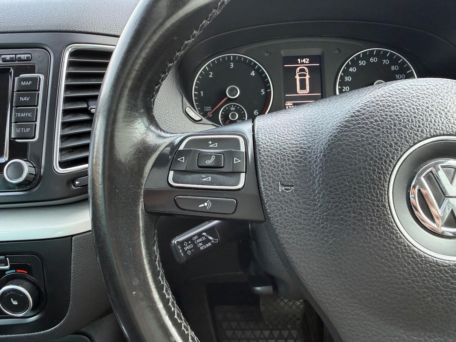 Used Volkswagen Sharan 2011 for sale - 78047974: Photo 47