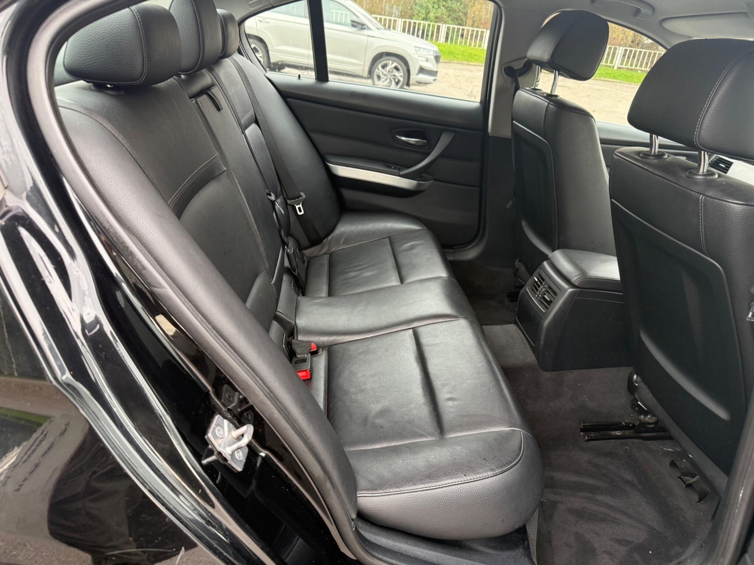 Used BMW 3 Series 2011 for sale - 77892611: Photo 25