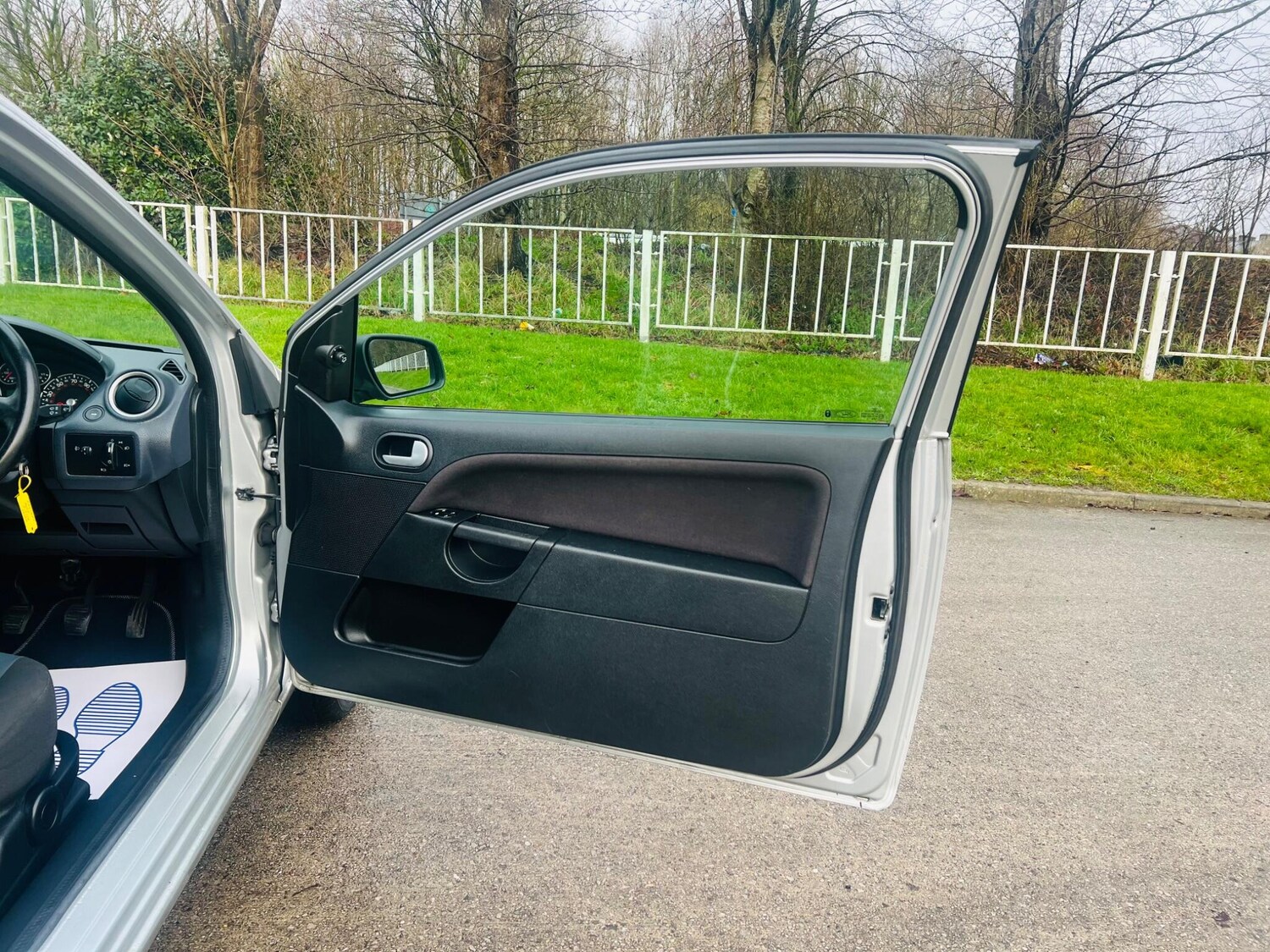 Used Ford Fiesta for sale - 77456432: Photo 28