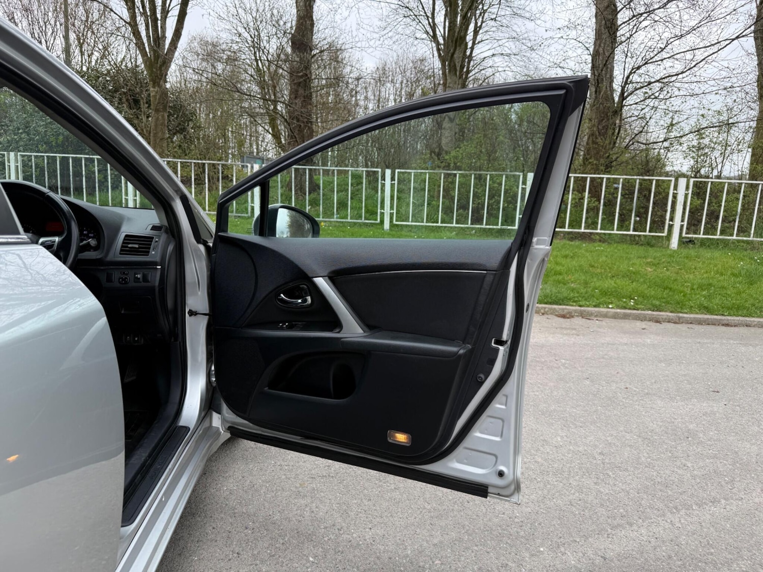 Used Toyota Avensis for sale - 78136401: Photo 23