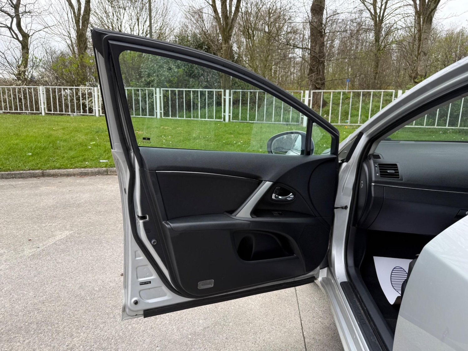 Used Toyota Avensis for sale - 78136401: Photo 26