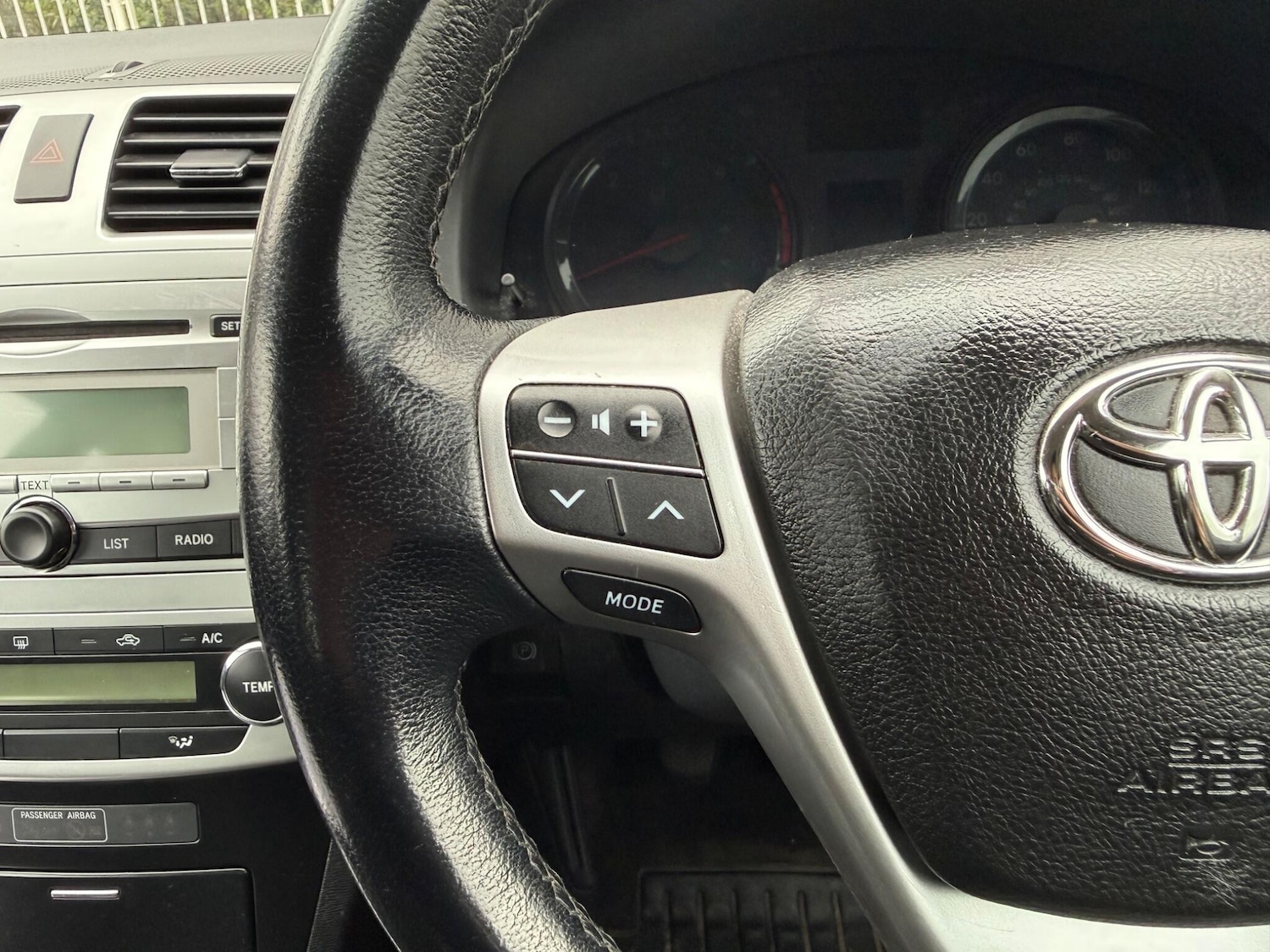 Used Toyota Avensis for sale - 78136401: Photo 46