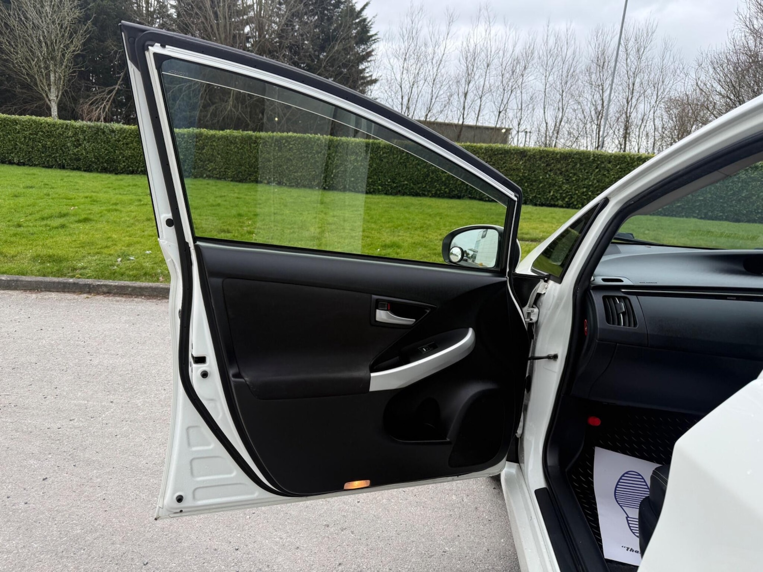 Used Toyota Prius 2018 for sale - 78071720: Photo 28