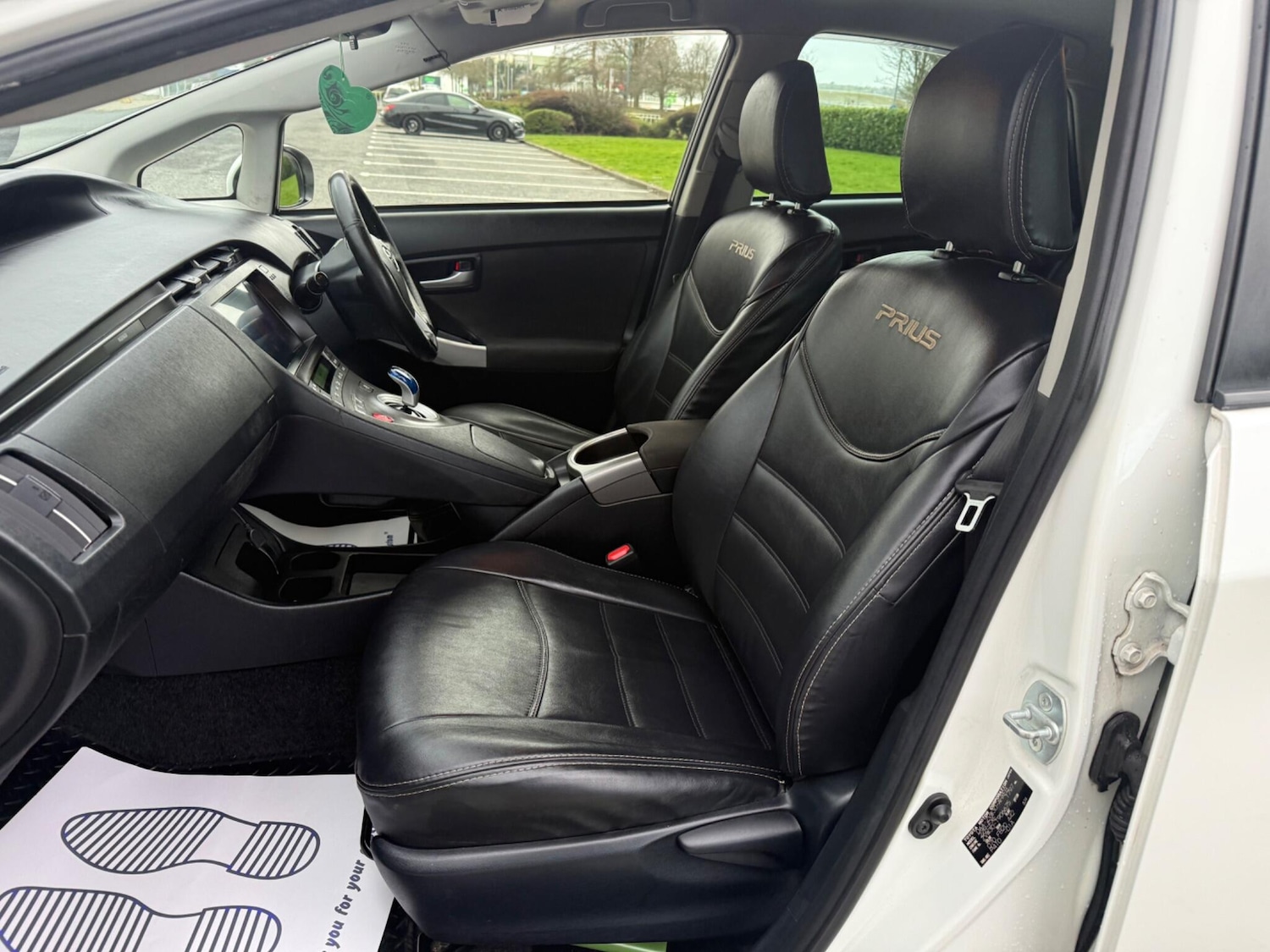 Used Toyota Prius 2018 for sale - 78071720: Photo 32