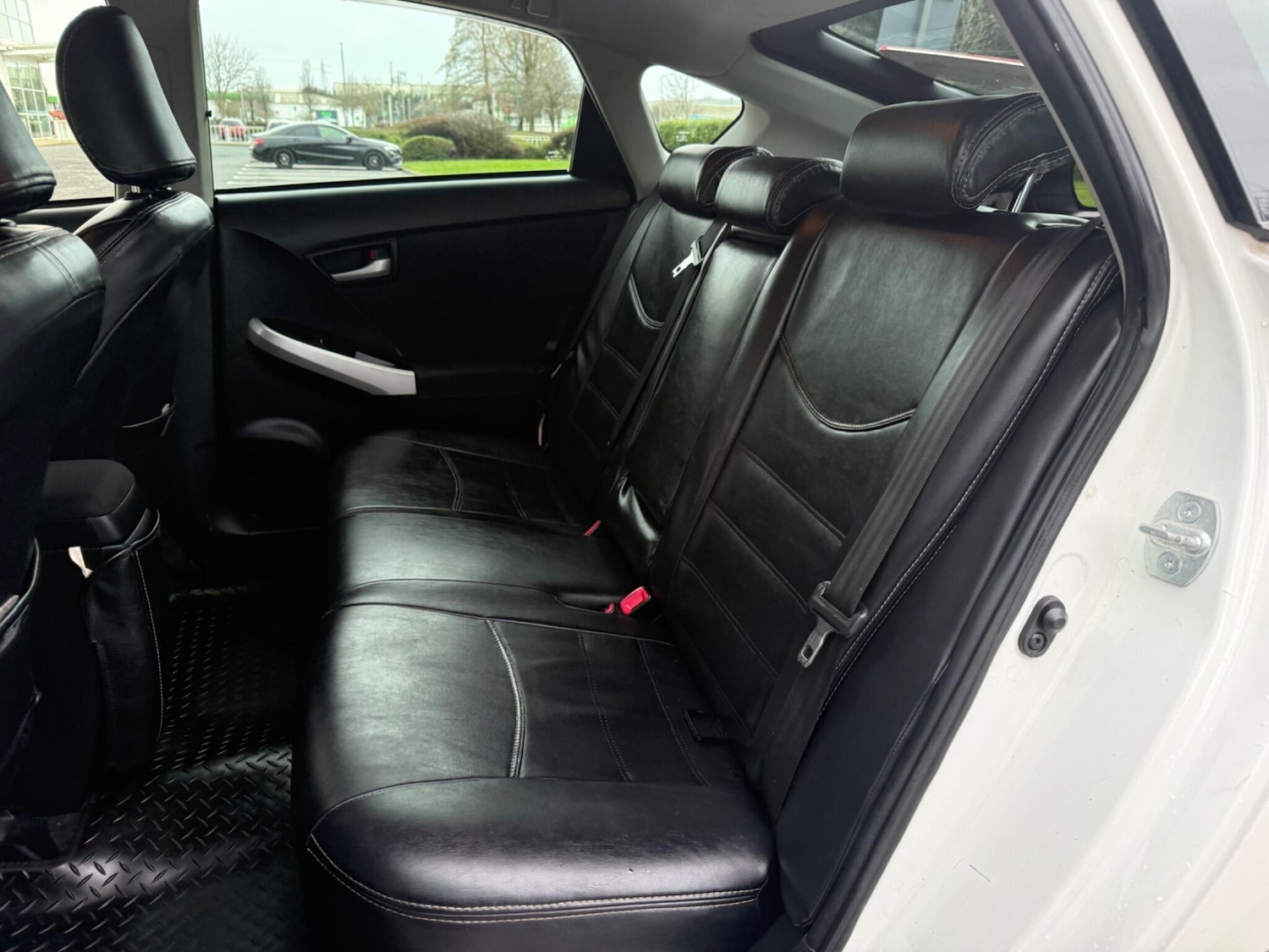 Used Toyota Prius 2018 for sale - 78071720: Photo 35