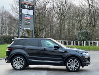 Used Land Rover Range Rover Evoque 2017 for sale - 77705132: Photo