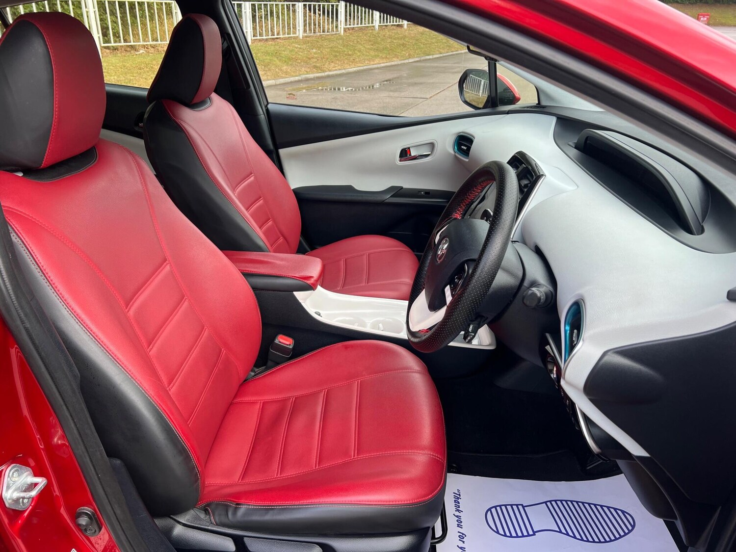 Used Toyota Prius 2016 for sale - 77455392: Photo 32