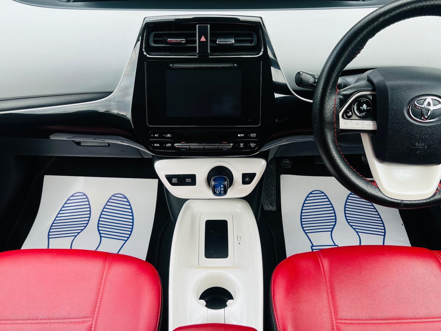 Used Toyota Prius 2016 for sale - 77455392: Photo 44