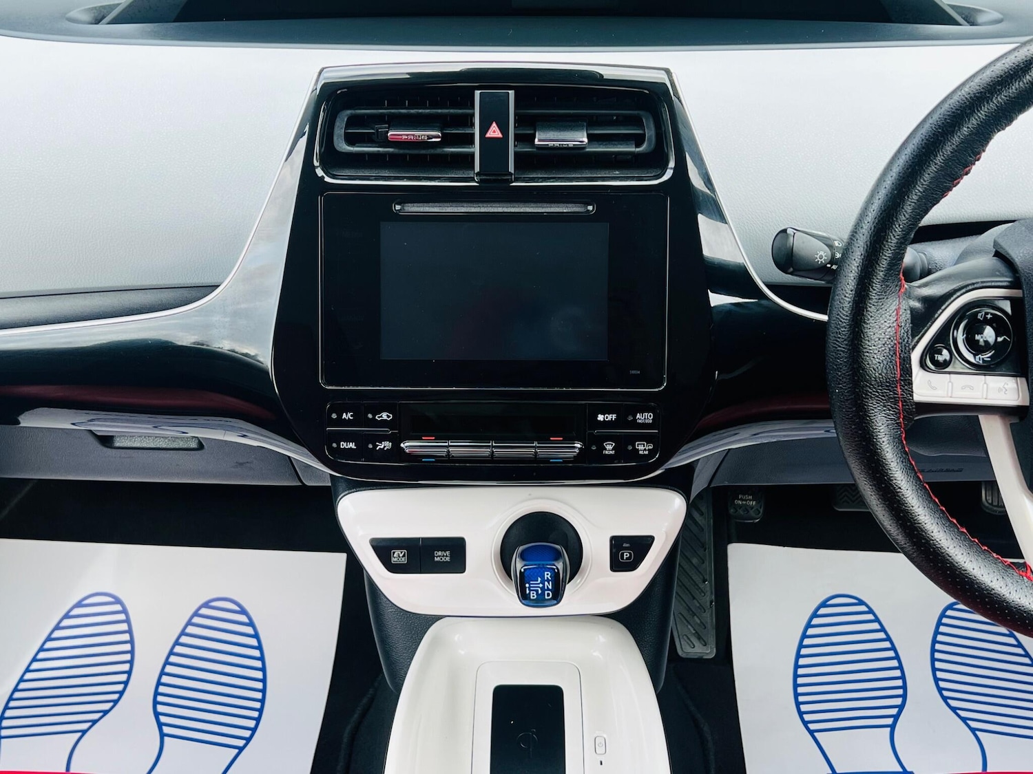 Used Toyota Prius 2016 for sale - 77455392: Photo 46