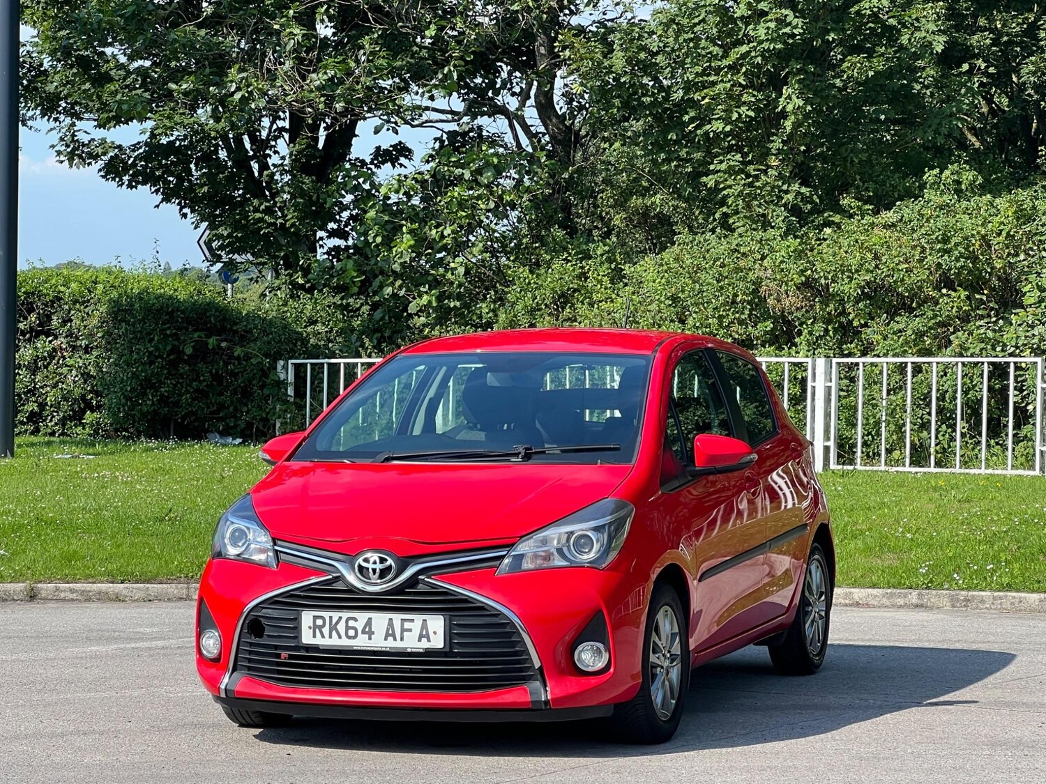 Used Toyota Yaris 2015 for sale - 77455929: Photo 10