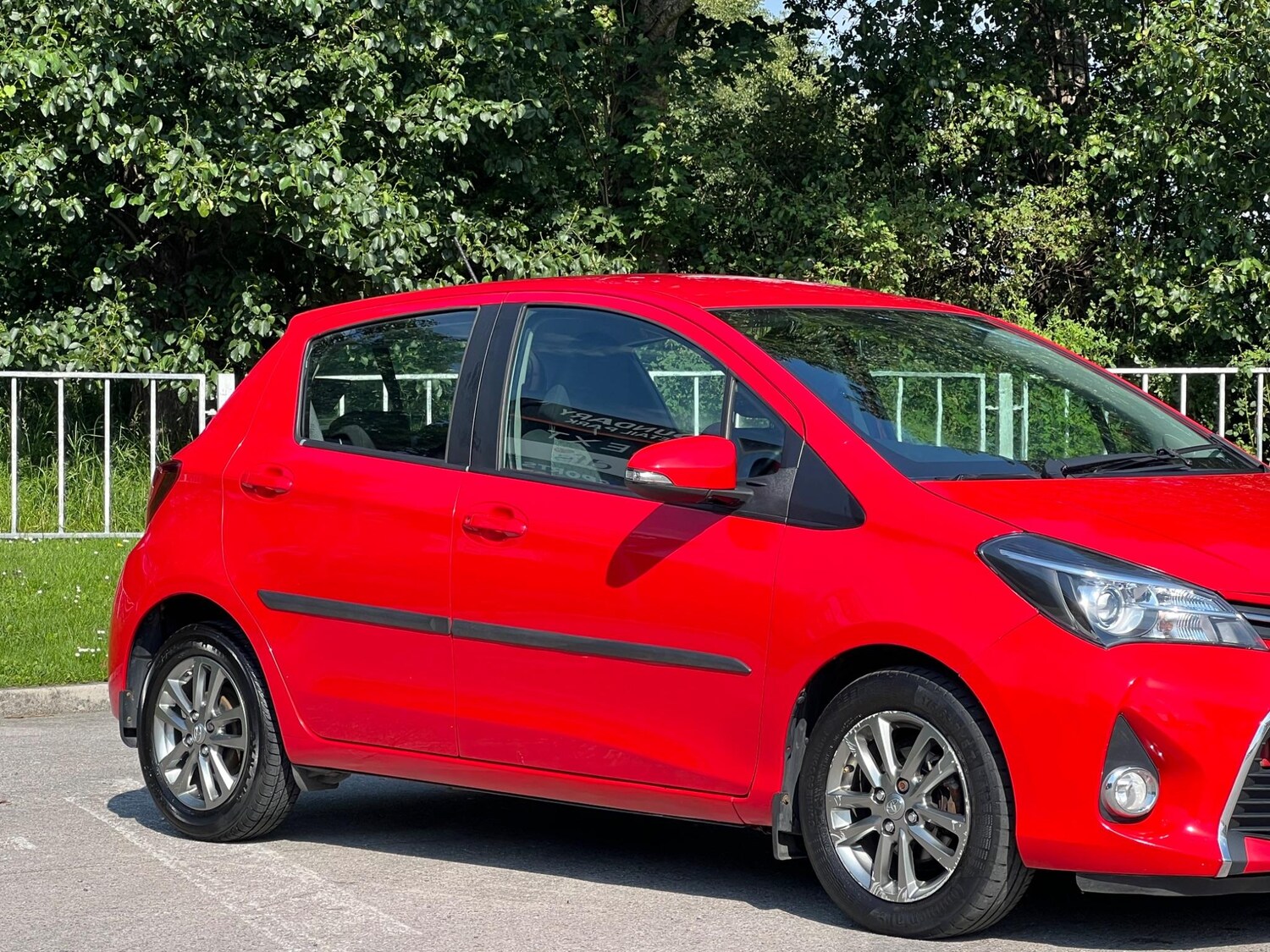 Used Toyota Yaris 2015 for sale - 77455929: Photo 15