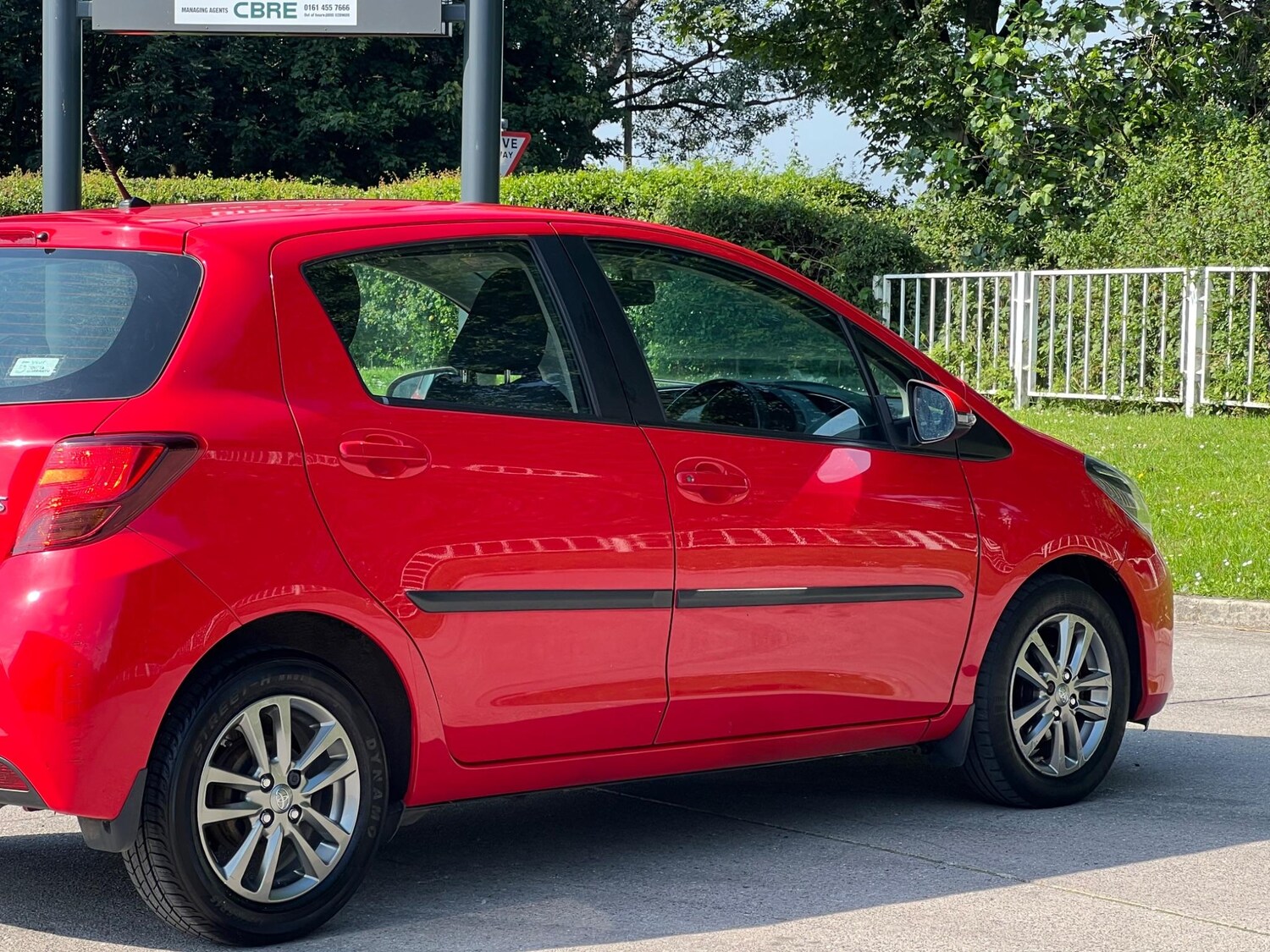 Used Toyota Yaris 2015 for sale - 77455929: Photo 18