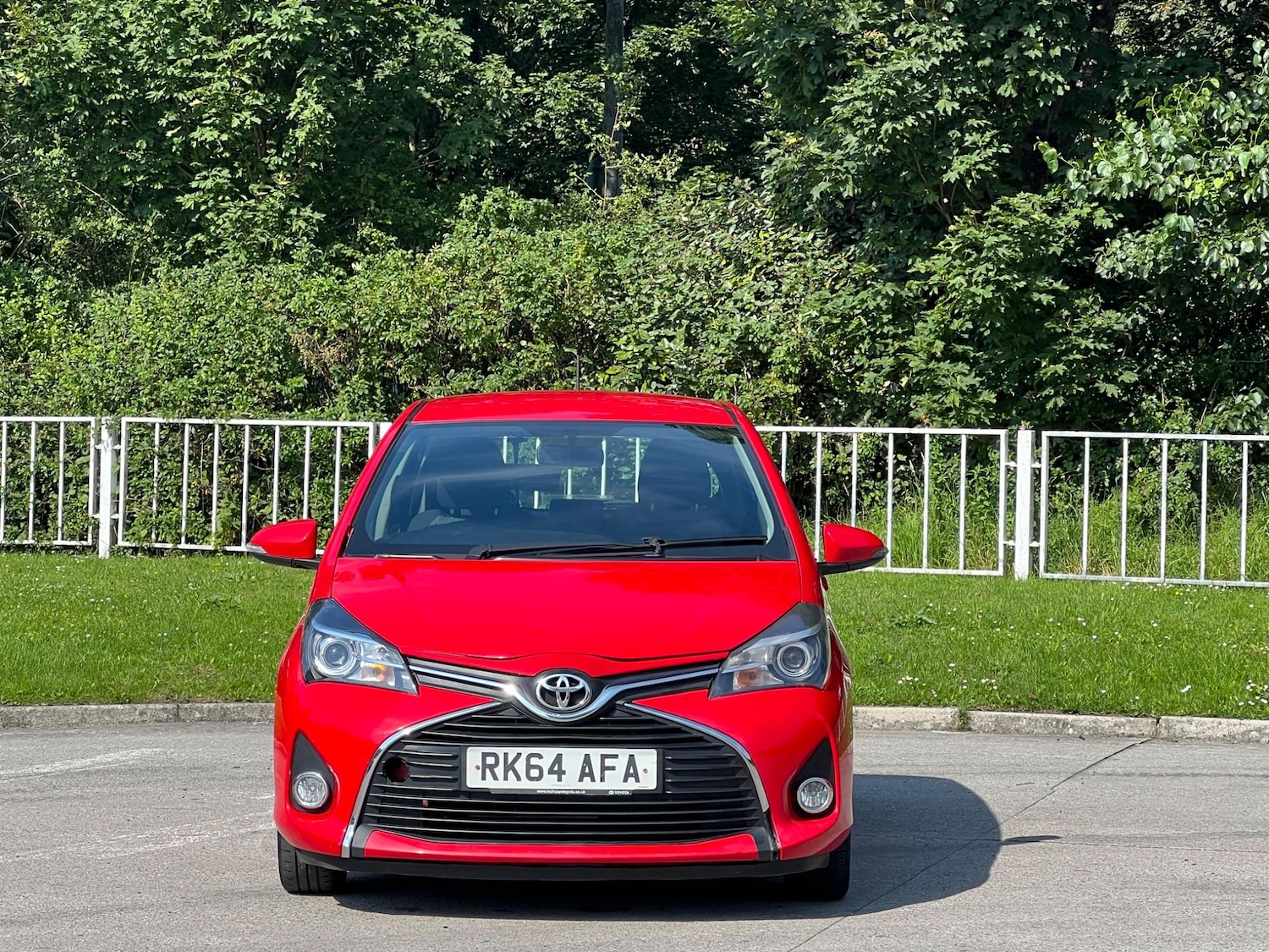 Used Toyota Yaris 2015 for sale - 77455929: Photo 2