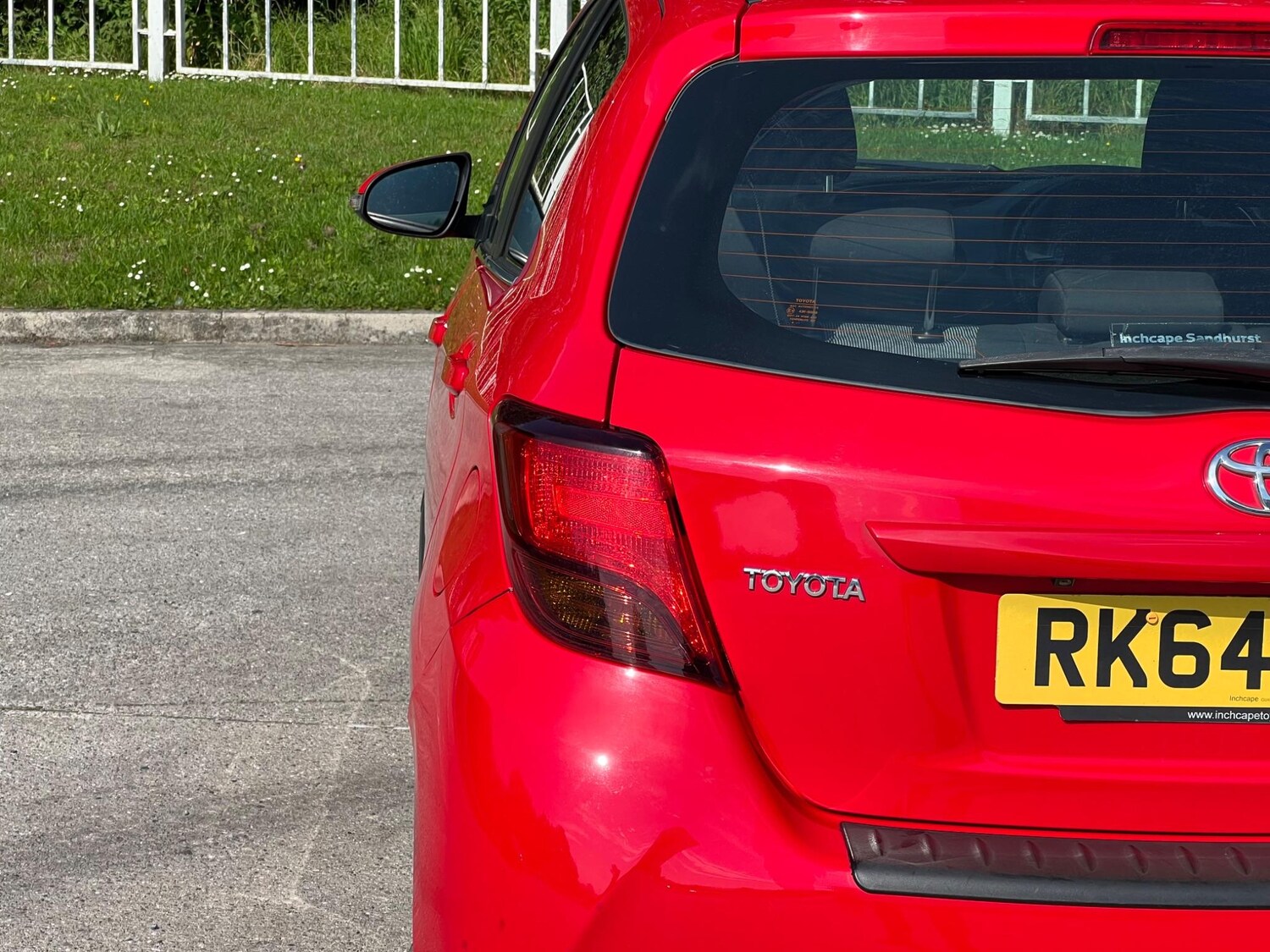 Used Toyota Yaris 2015 for sale - 77455929: Photo 21