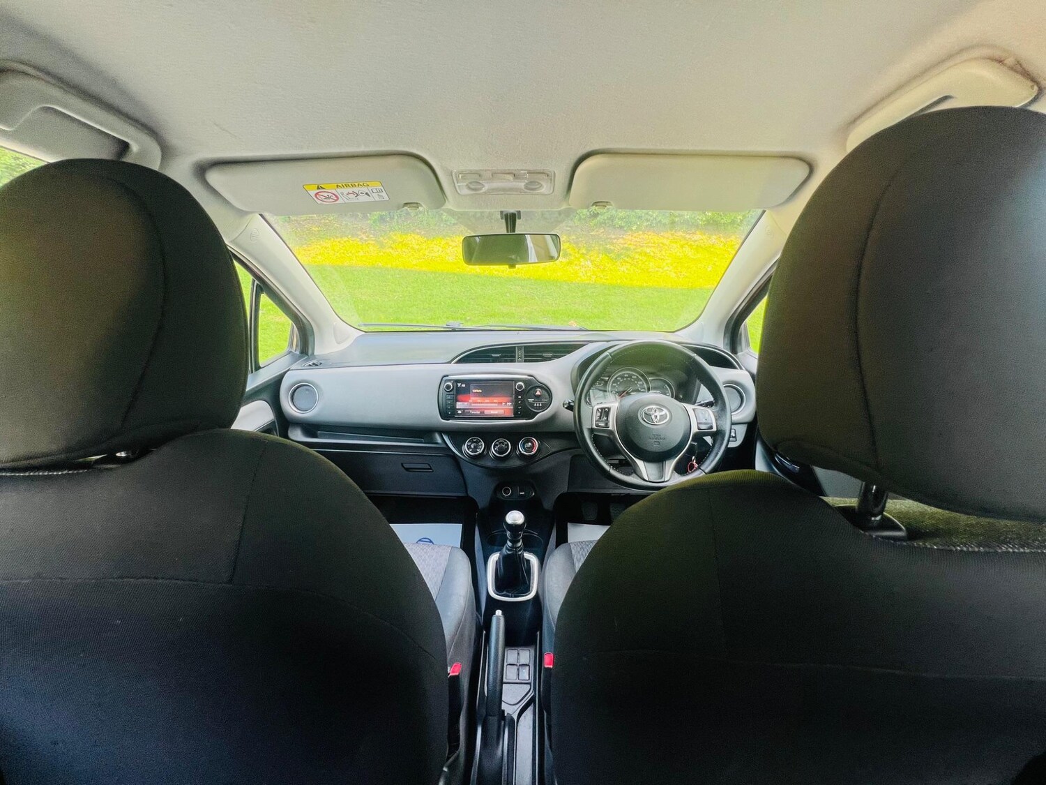 Used Toyota Yaris 2015 for sale - 77455929: Photo 47