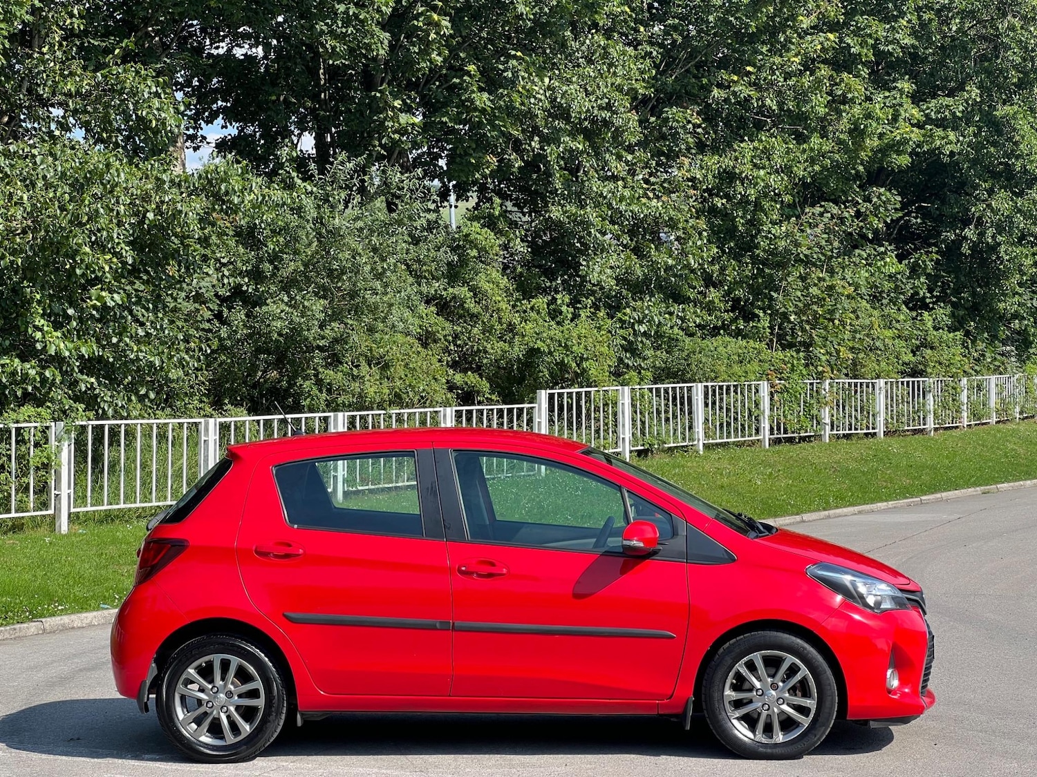 Used Toyota Yaris 2015 for sale - 77455929: Photo 5
